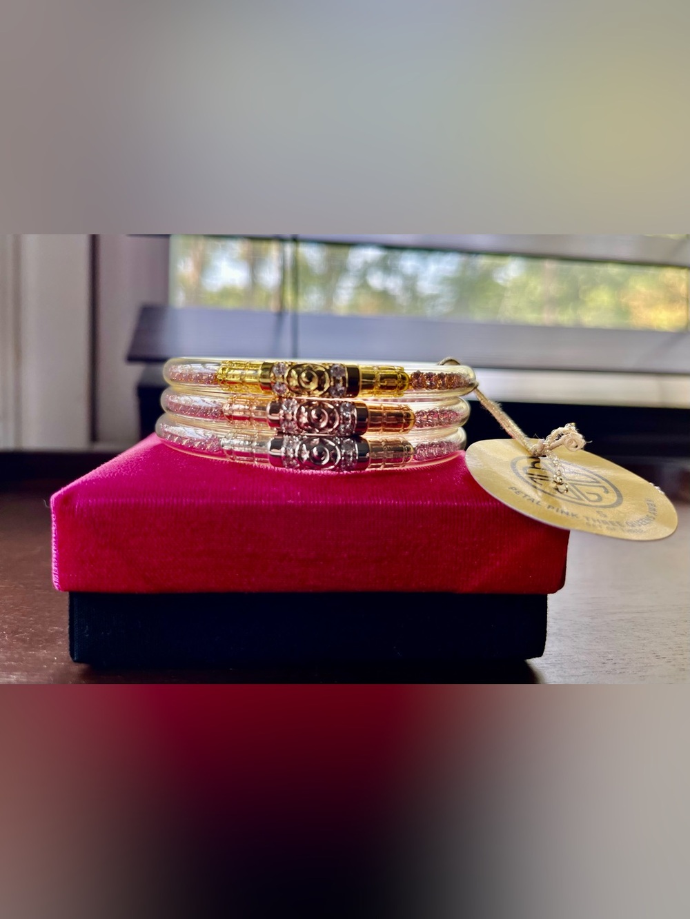✨New In Box BuDhaGirl Petal Pink Three Queens All Weather Bangles Set Small✨ - Picture 10 of 15
